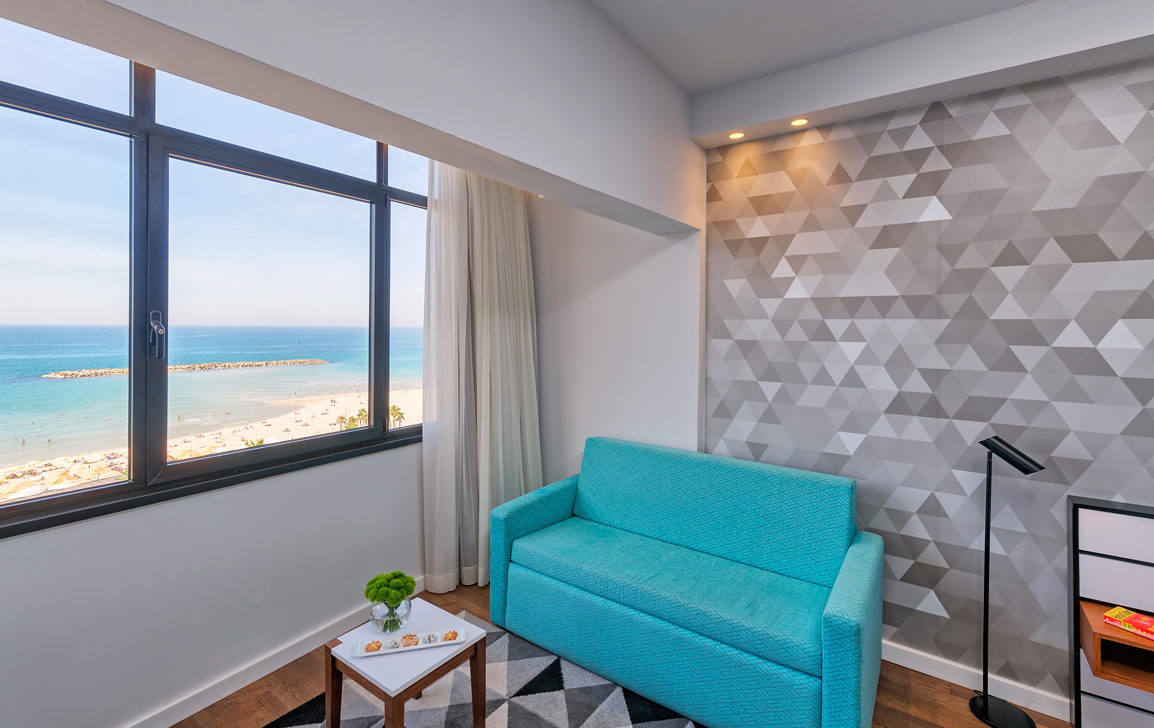 Prima Hotel 4*